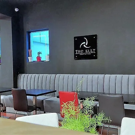 Hotel Signature Idea 3*