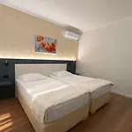 Signature Idea Hotell Tirana