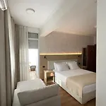 Signature Idea Hotel 3*